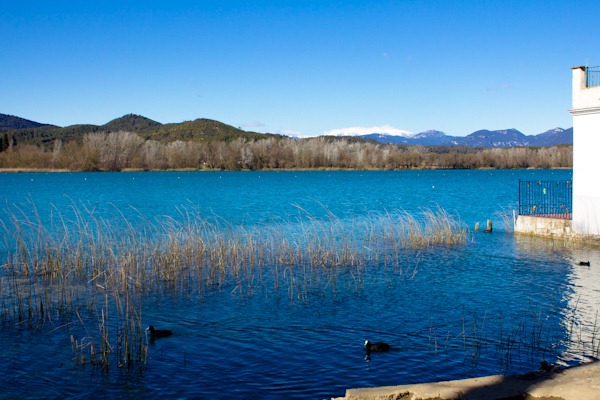 Exploring Lake Banyoles Exploring Lake Banyoles