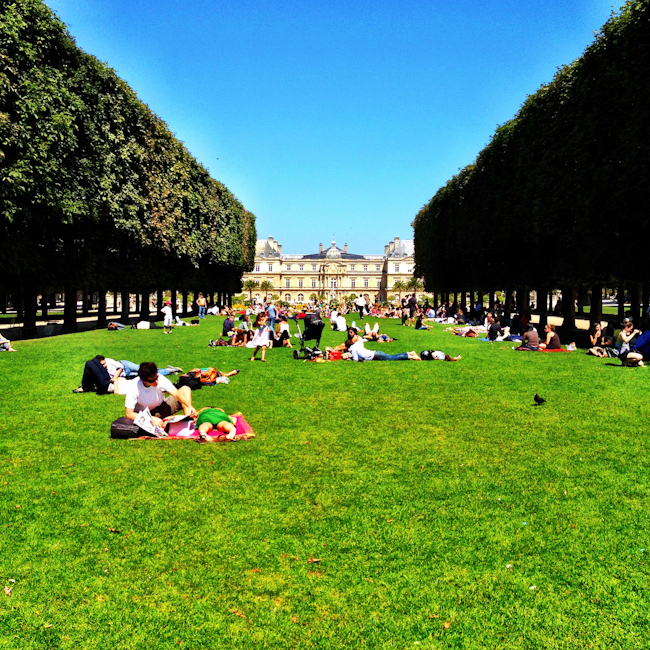 The Luxembourg Garden: A Great Picnic Spot The Luxembourg Garden: A Great Picnic Spot
